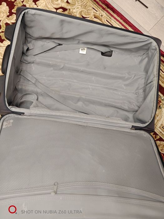 Продается дорожный чемодан