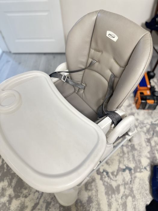 Столик для кормления