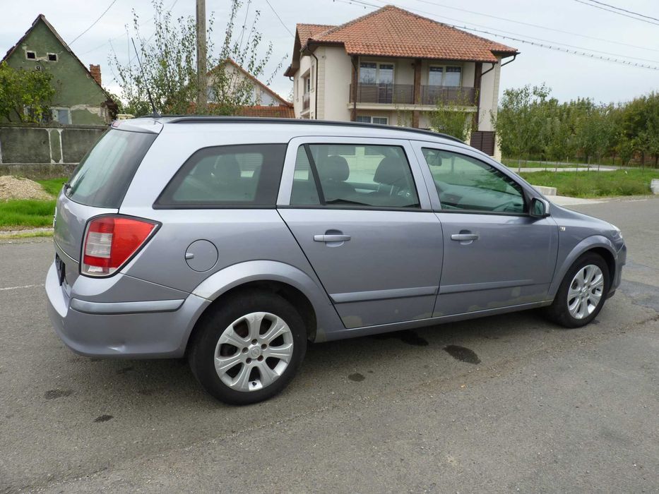 Opel Astra H  1.6 Clima