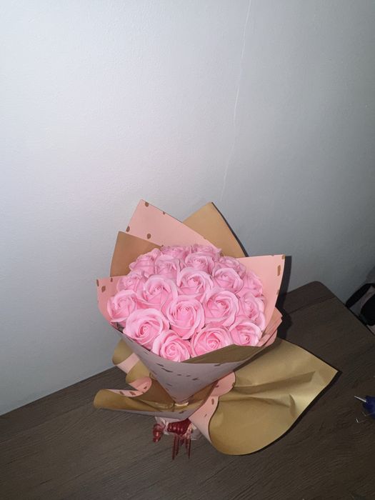 Buchet trandafiri din săpun – Cadoul perfect pentru orice ocazie!