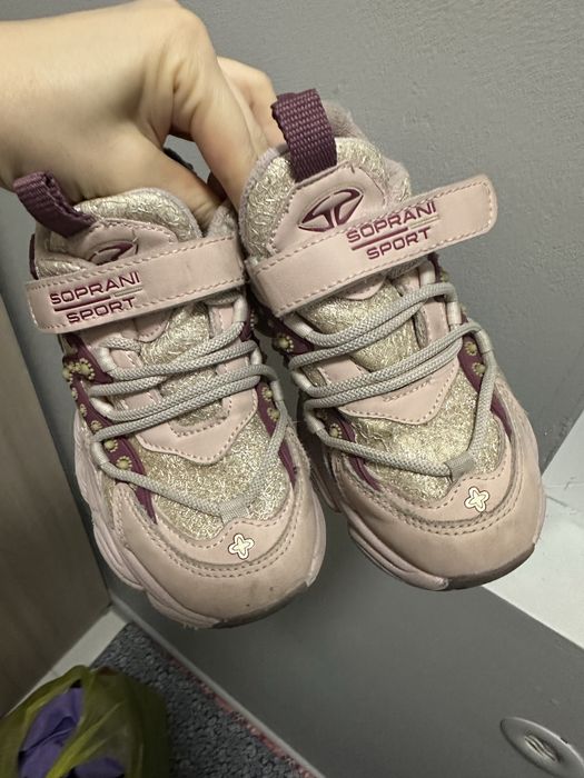 Кроссовки для девочки 33 размер