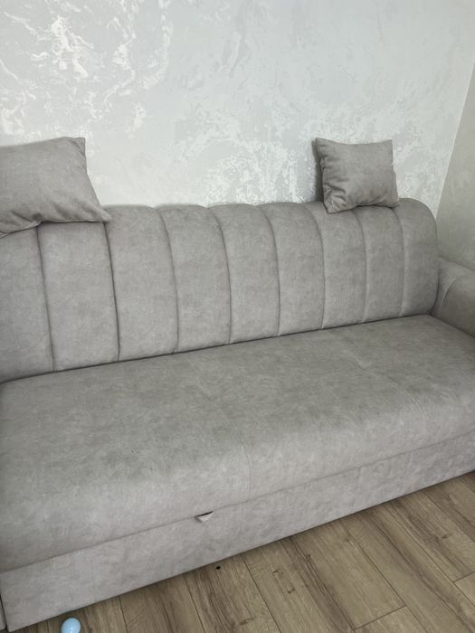 Продам диван новый