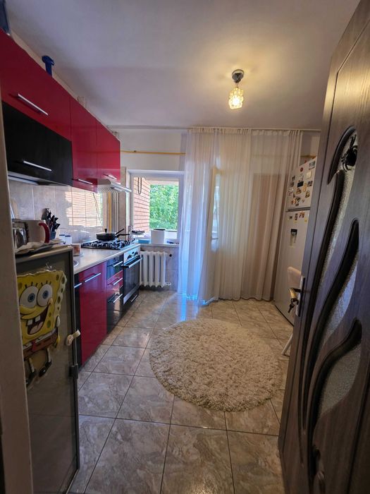 Apartament - vând sau schimb