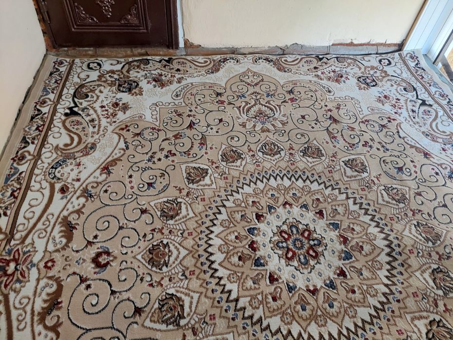 Кілем сатылады б/у