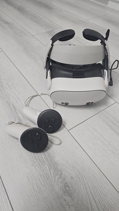 Ochelarii VR Meta Quest 3s cu headstrap Bobovr
