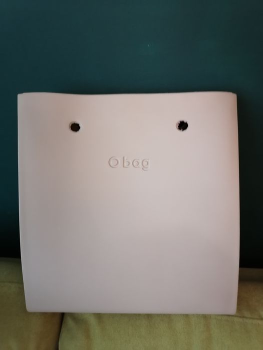 Продавам нови тела за чанти Obag
