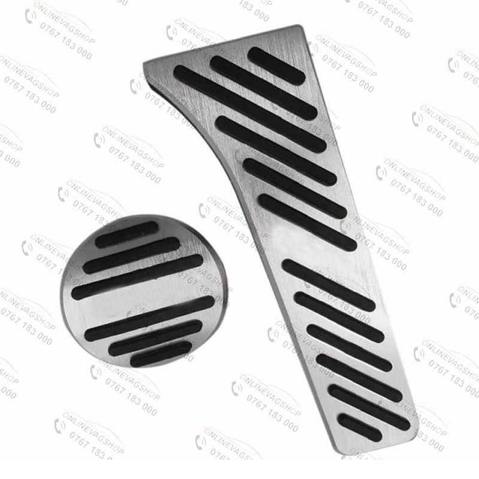 Ornamente pedale inox pentru Smart Fortwo 451