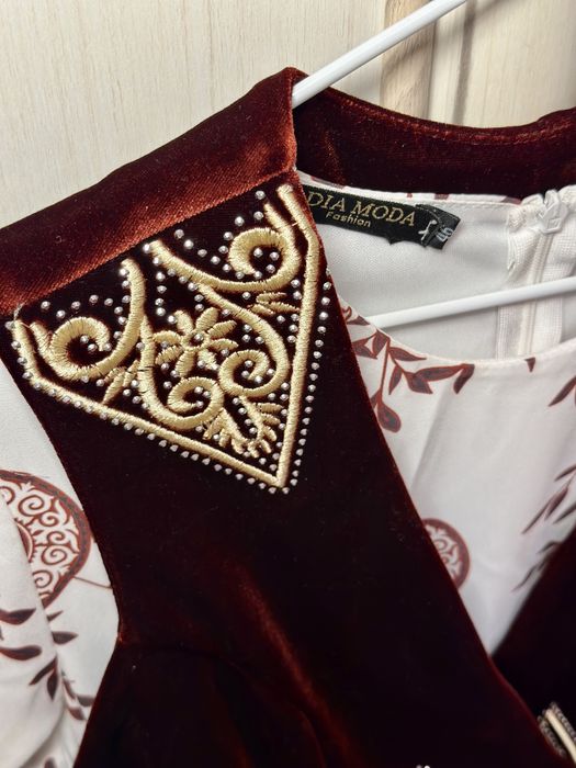 Продаю платье в казахском стиле