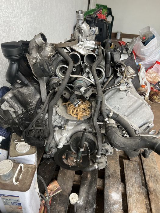 Motor Bmw x5 f15 4.4 benzina v8 n63 are 2 pistone sparte