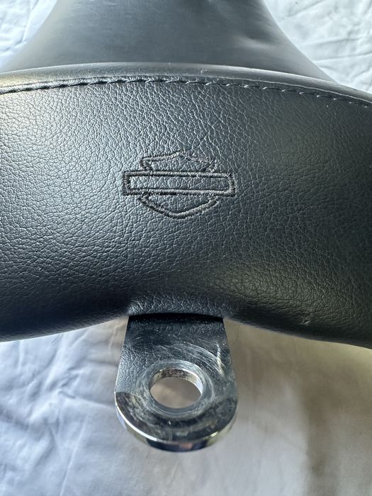 Sa solo originala OM Harley Davidson Road King / Road Glide / Street Glide