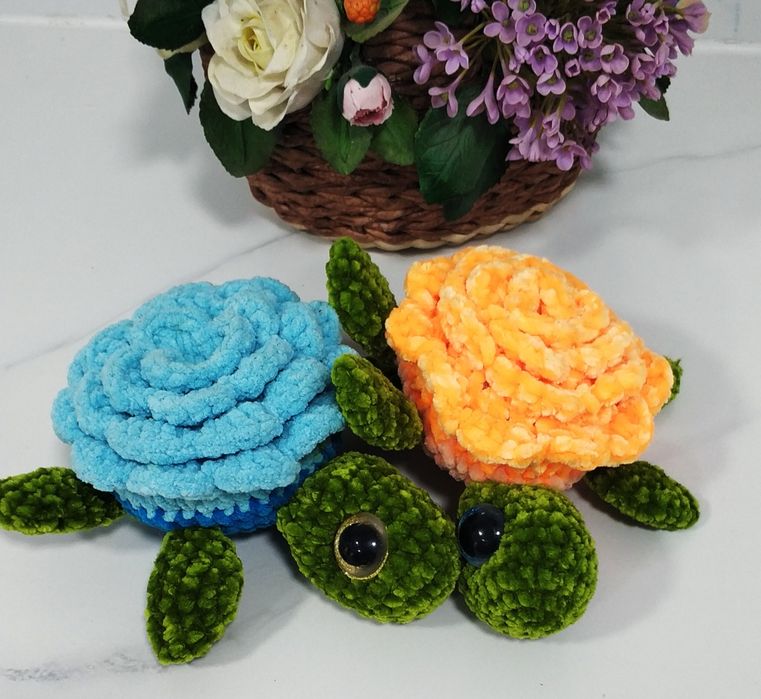 Вязаные черепашки.
