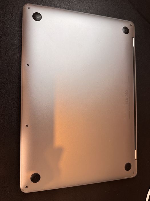 Apple MacBook Pro 2017 i5-7360U / 8GB / 128GB SSD ID-XXL9500