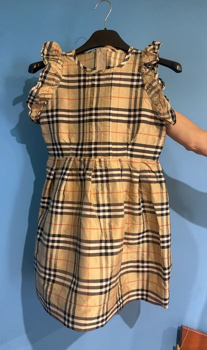 Рокля тип Burberry