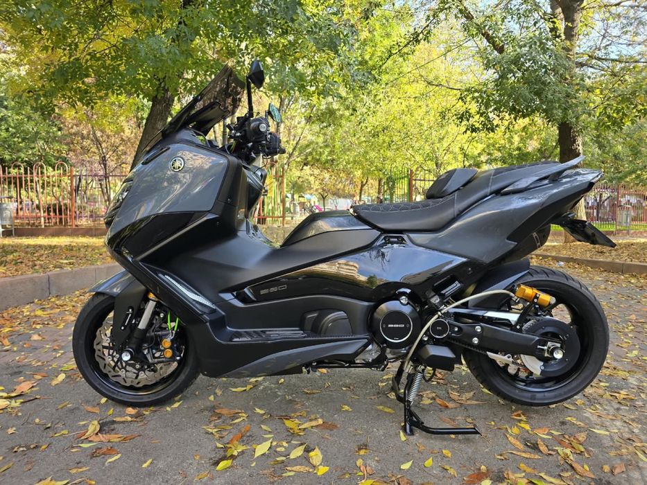 Yamaha tmax 560 tech-max