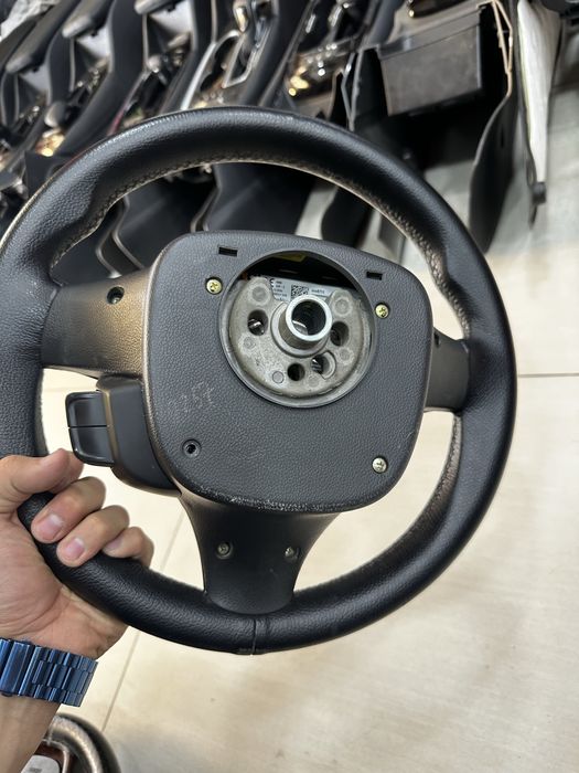 Spark knopkali rul ideal holatda