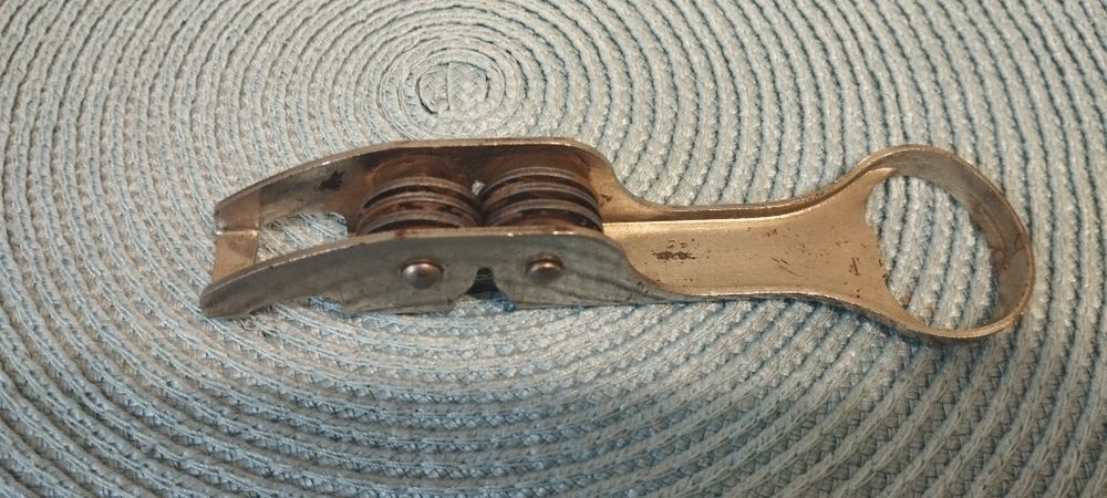 Советская открывалка точилка