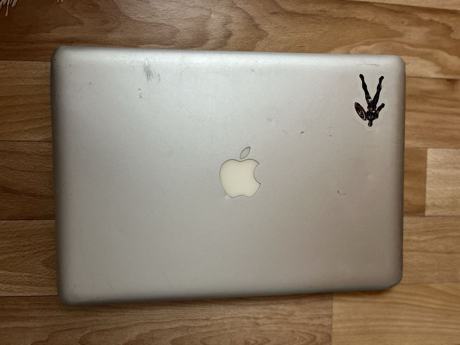 Продается Macbook pro