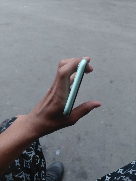 Iphone 11 128gb 92akb