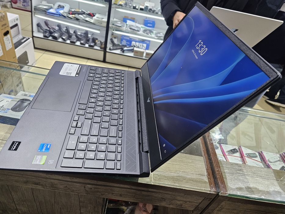 HP Victus Core i5 12-поколения
