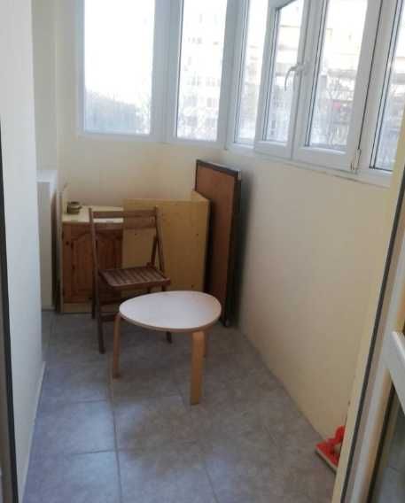 Дава се под наем Двустаен апартамент в Бургас, Изгрев - 60 кв.м за 153 € - Снимка #3