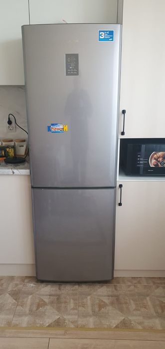 Продам холодильник в рабочем состояний