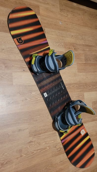 Placa snowboard Burton 140 cu legături Burton