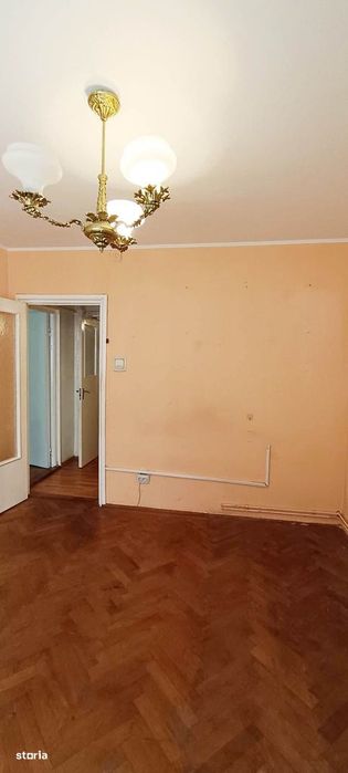 Apartament circular in cartierul astra