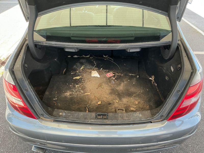 Mercedes-Benz C-Klasse C 220 CDI BlueEfficiency Avantgarde 2012