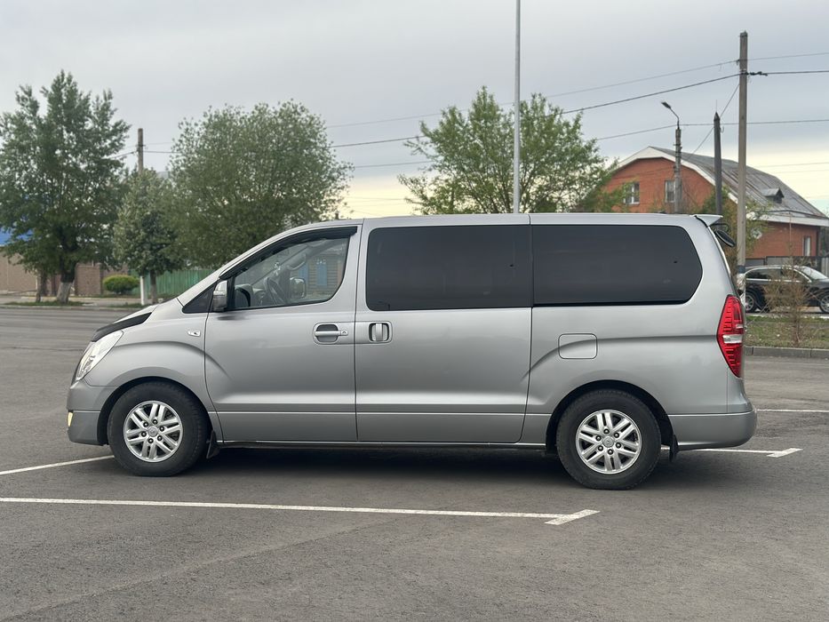 Hyundai Starex 2016 года
