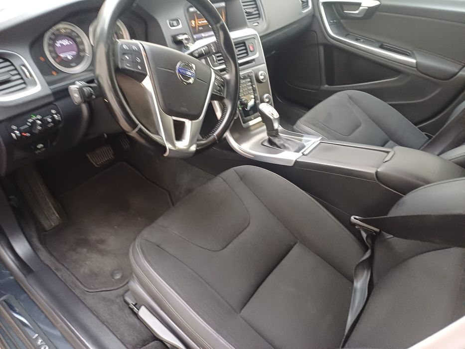 Vand Volvo , V60,an 2013 la 4650 euro Timișoara