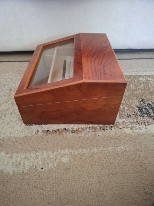 Хумидор за  Пури