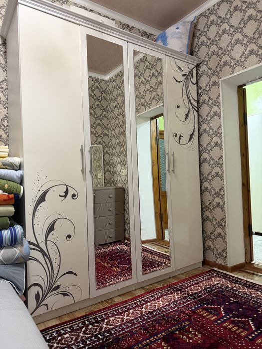 Спальный гарнитур