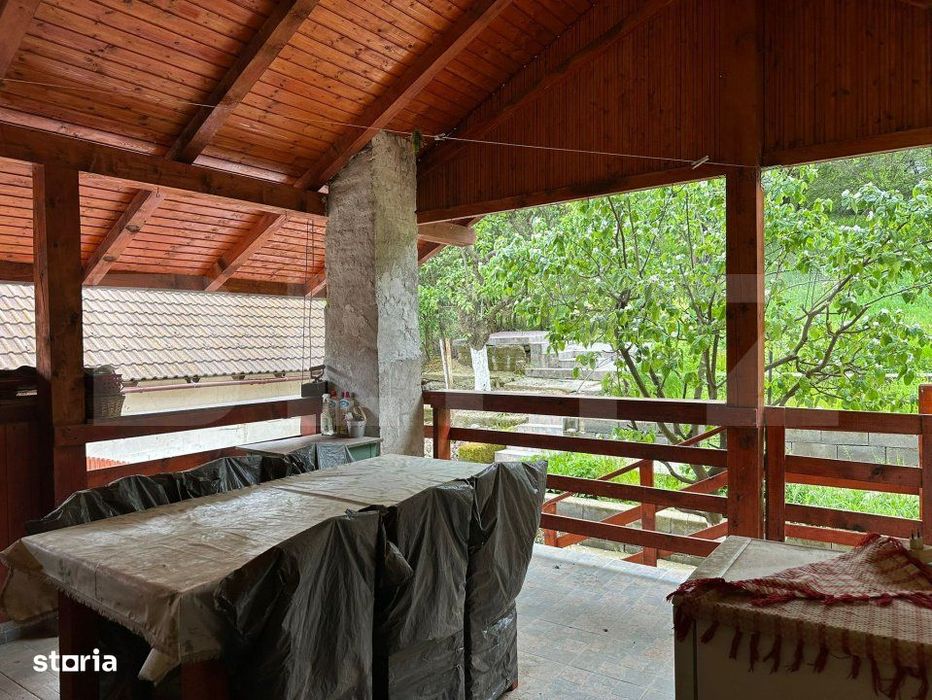 Casa 7 camere partial finisata in Purcareni, Brasov