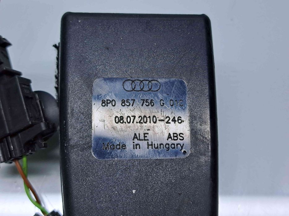 Capsa centura dreapta fata Audi TT (8J3) [Fabr 2006-2013] 8P0857756G