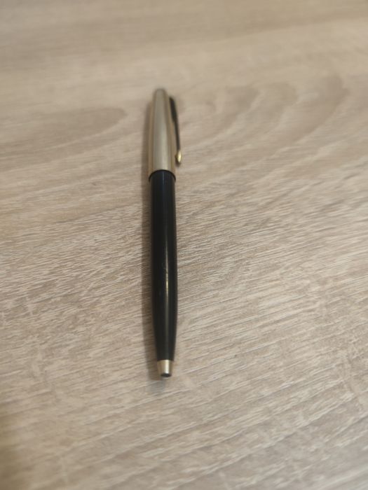 Pix Parker 45 placat aur made in England