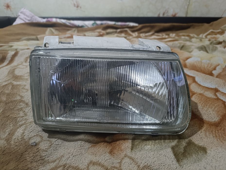 Фара на Фольксваген Поло