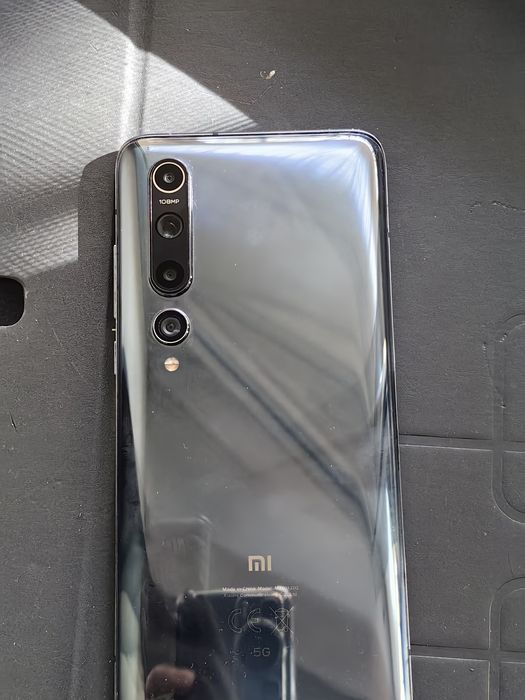Продаю Xiaomi mi 10