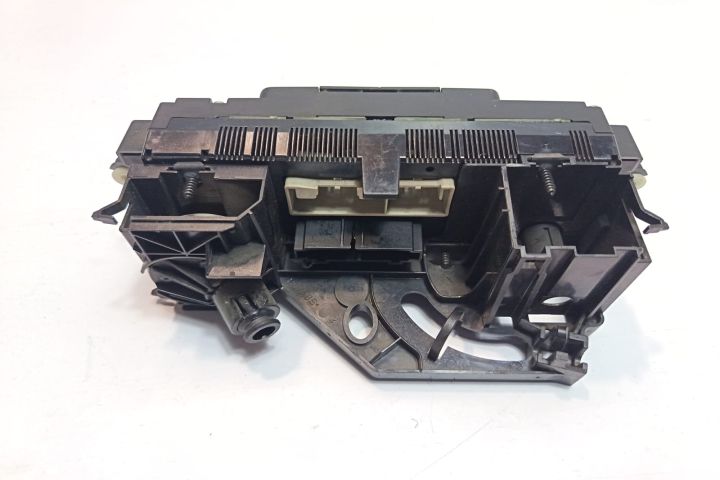 Comanda AC Volkswagen VW Caddy a 3-a generatie