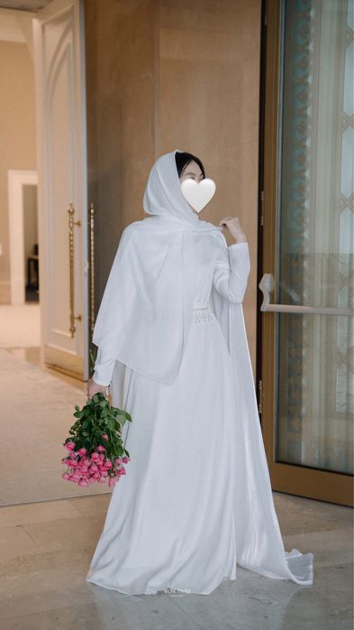 Платье на неке кию