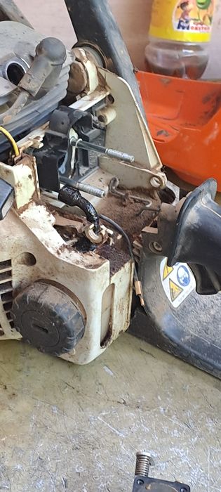 Триммер бензапыла