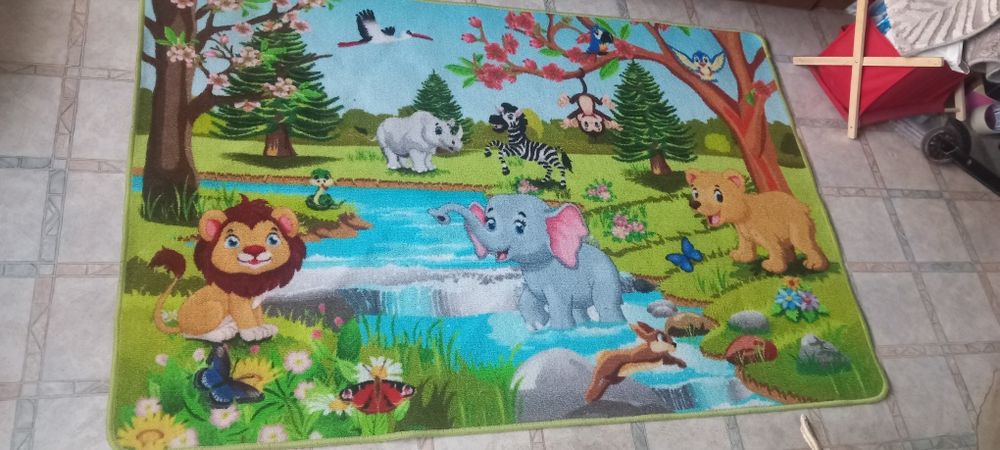 Детски килим за дете/бебе