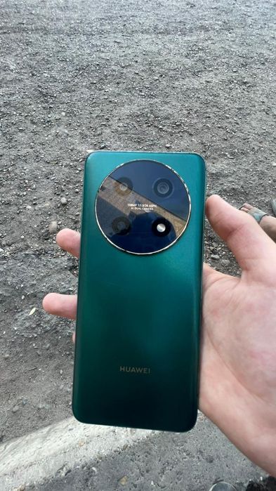 Huawei nova 12i, vivo y03