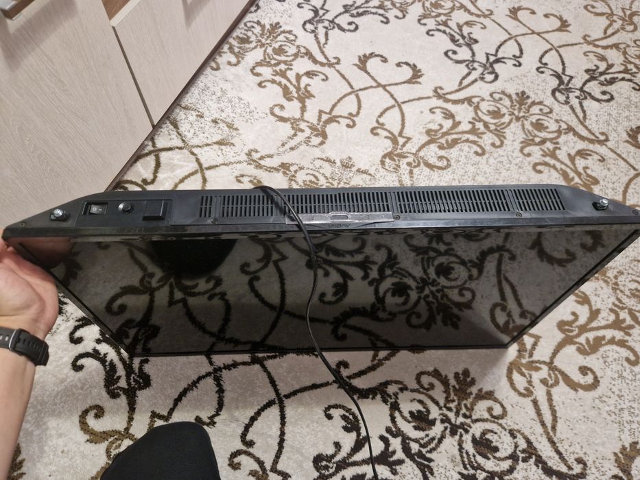 Продам телевизор