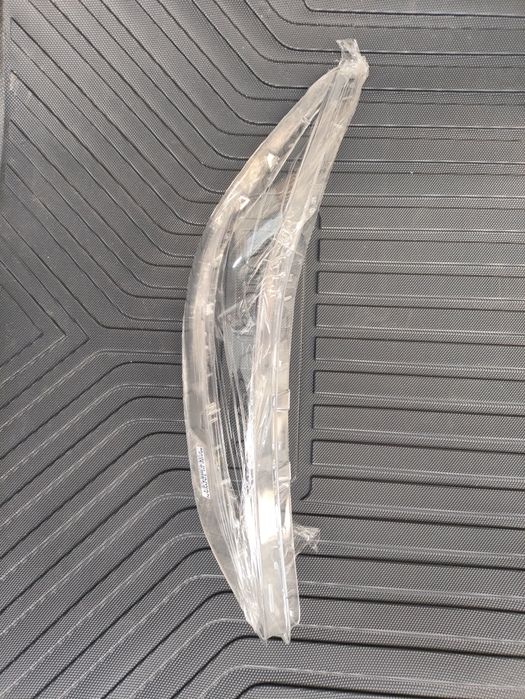 Элантра стекло фара 16+