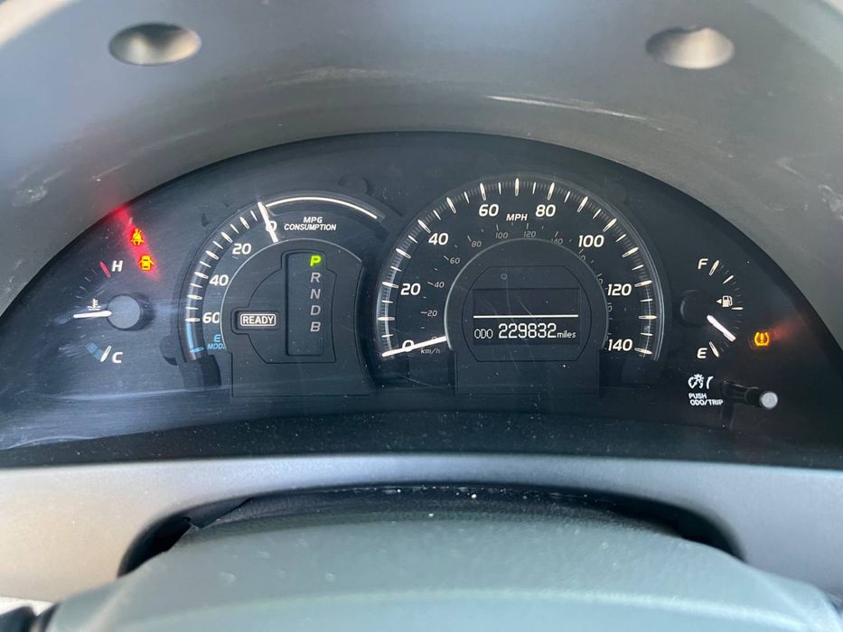 Продается Toyota camry 40 hybrid