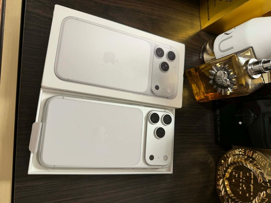 Vând iPhone 17 Pro Max – 2 TB