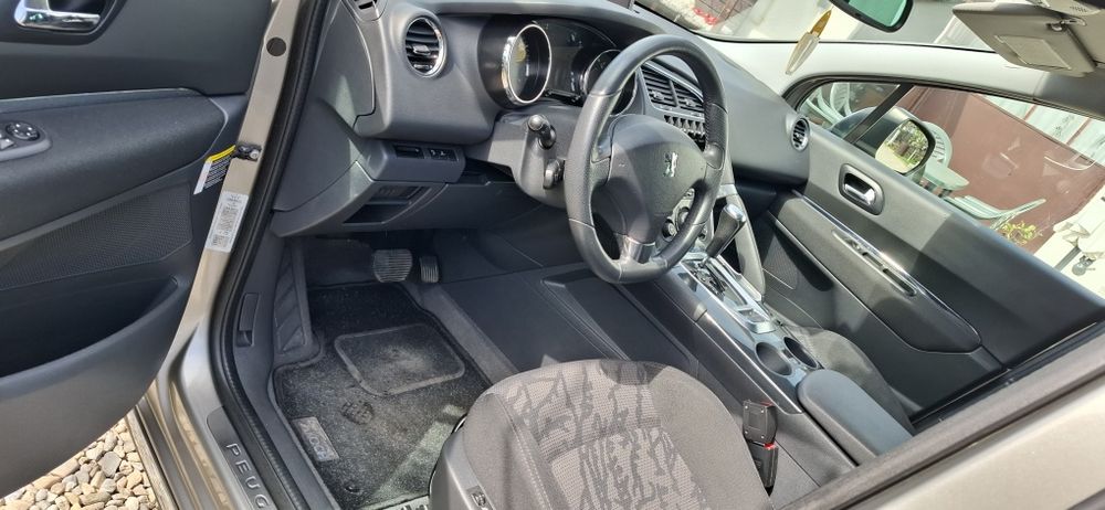 Peugeot 3008 1.6 THP benzină