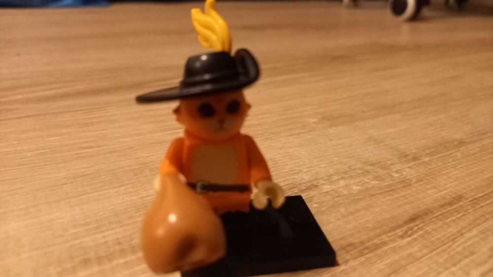 Lego Shrek minifigures Котаракът в чизми 6.50 евро