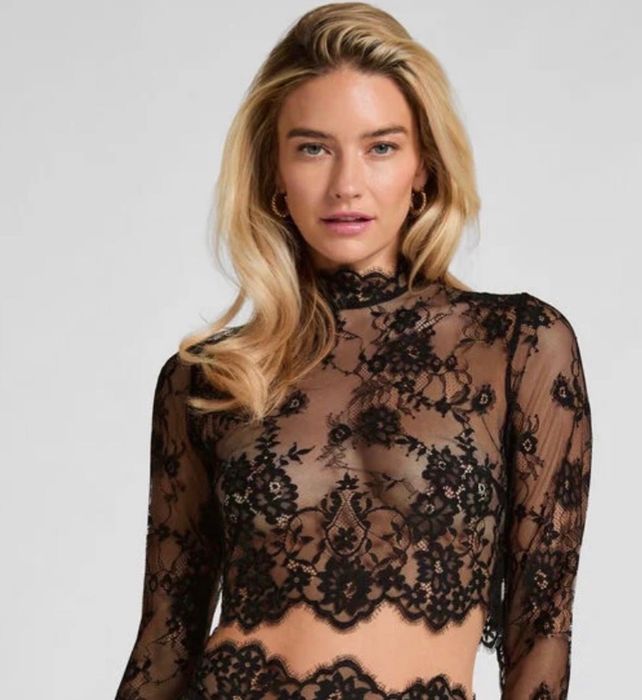 Дамски топ от дантела Hunkemöller
