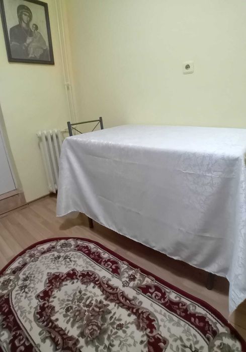 Apartament 2 camere decomandate, zona Palas Mall, strada Sfântul Lazăr, persoană fizică